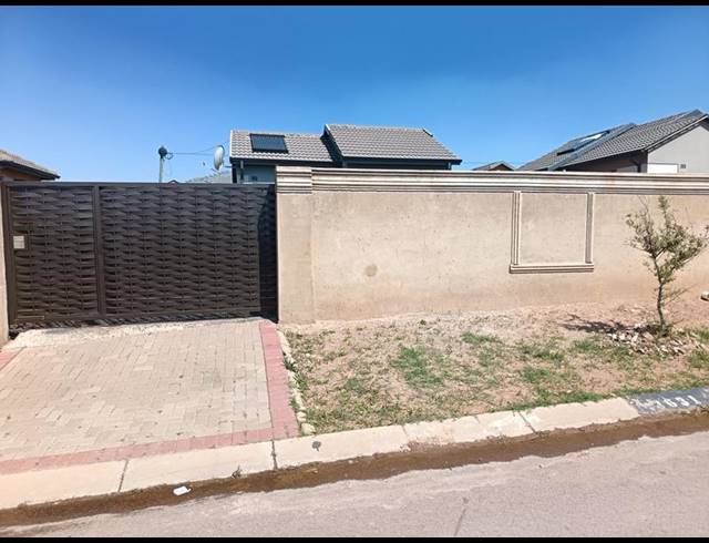2 BEDROOM PROPERTY TO RENT IN WITPOORTJIE
